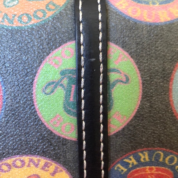 Dooney & Bourke colorful handbag print purse - Picture 5 of 8